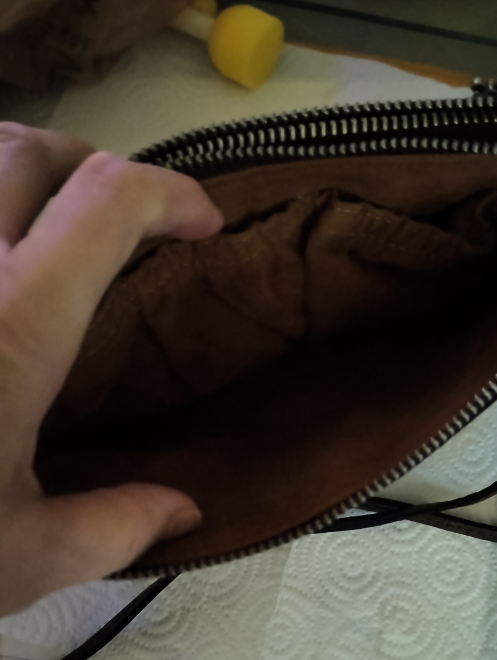 Patricia Nash Tooled Leather Crossbody Bag/Wristlet - Picture 10 of 10